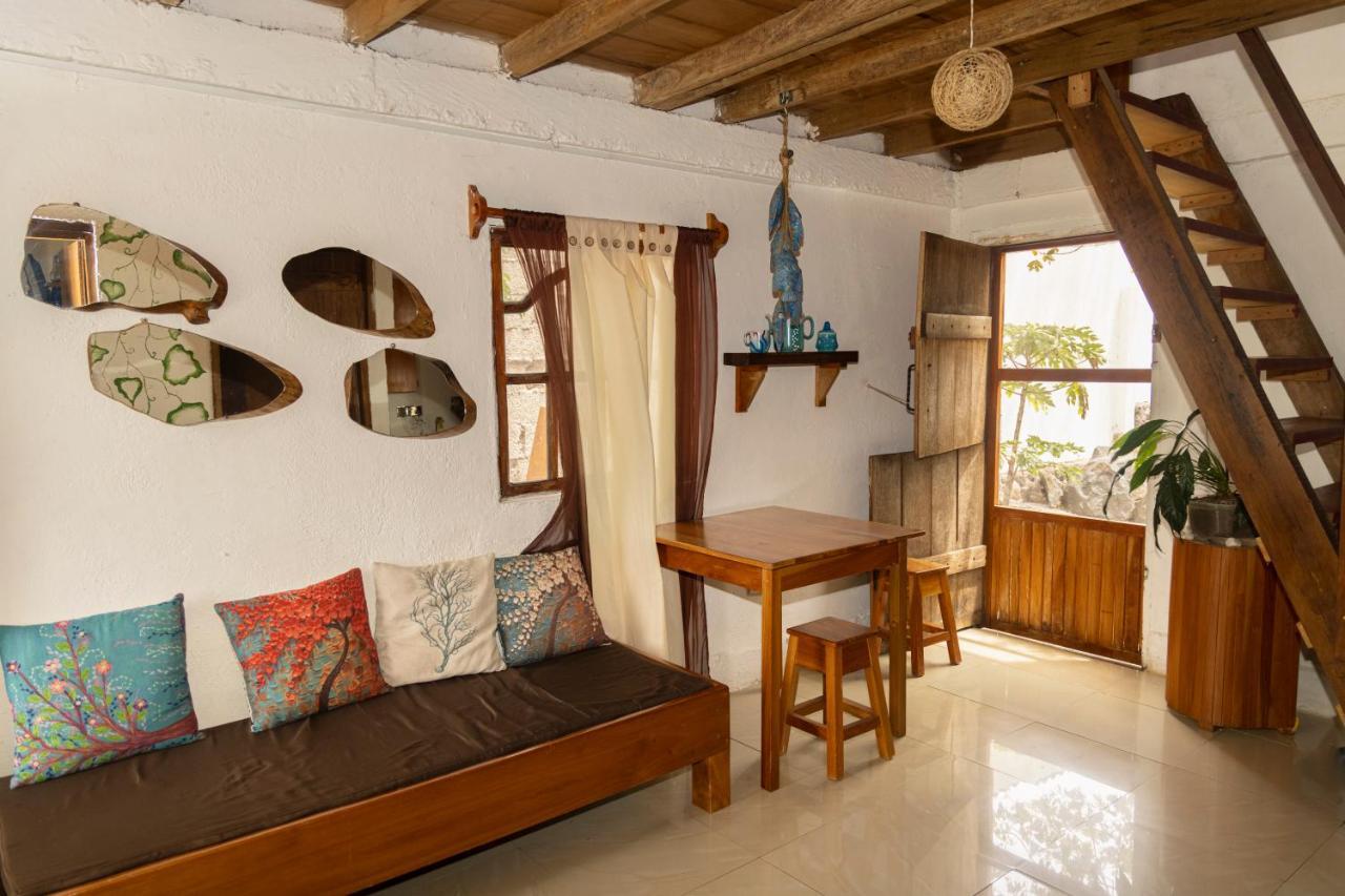 Ideal y linda casita en San Cristóbal-Galápagos Esterno foto
