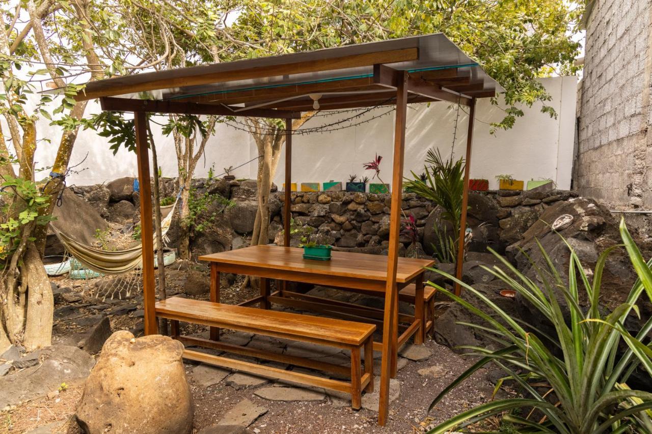 Ideal y linda casita en San Cristóbal-Galápagos Esterno foto
